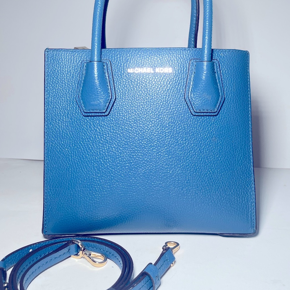 LE Michael Kors crossbody Bundle - Picture 12 of 16
